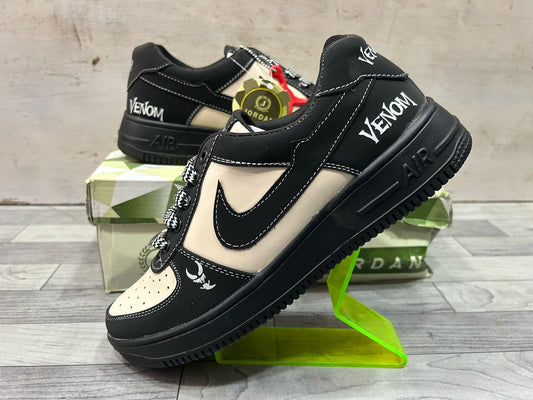 Venom X Air Low Sneakers